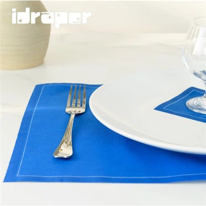 Serviettes en coton bleu marine
